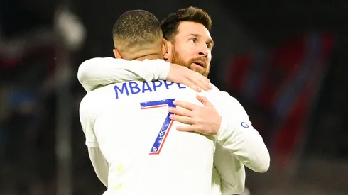 Messi y Mbappé, buenos compañeros en PSG.