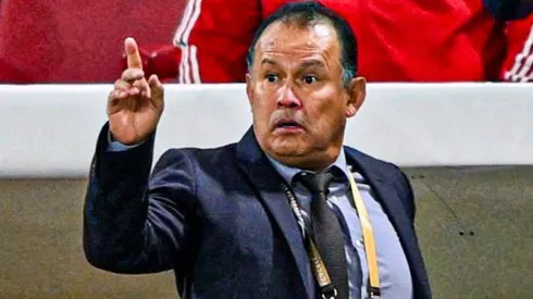 Juan Reynoso llegó a Lima y no quiso dar declaraciones