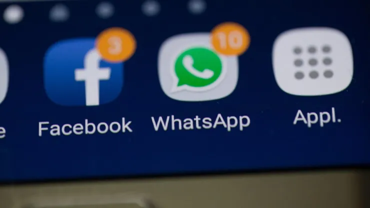 Aprende cómo leer tus mensajes de WhatsApp sin abrir la aplicación: ¡Un truco sorprendente!