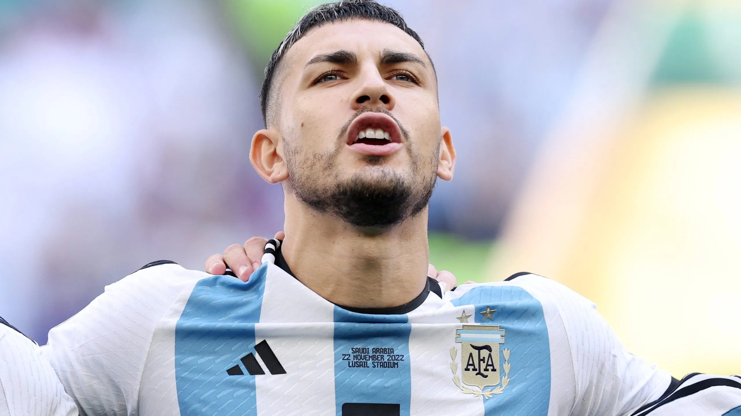 Leandro Paredes en la previa del encuentro que la Selección Argentina disputó ante Arabia Saudita en Qatar 2022. Getty Images.