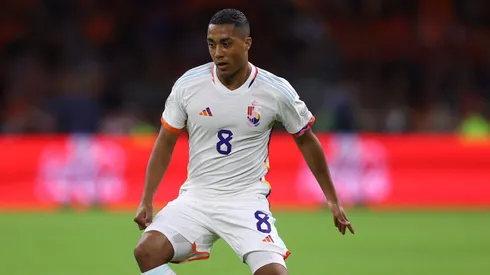 Youri Tielemans, integrante de la Selección Bélgica.