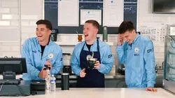 Álvarez y Perrone mostraron sus dotes con el mate, aunque a su compañero Sergio Gómez no le gustó del todo.