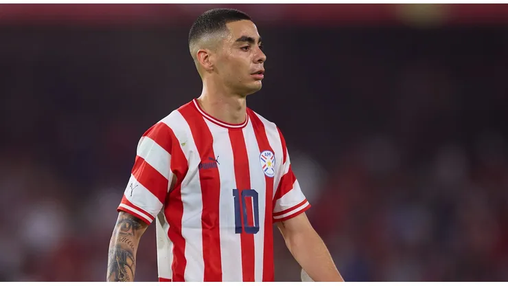 Miguel Almirón, figura de la Selección Paraguay.