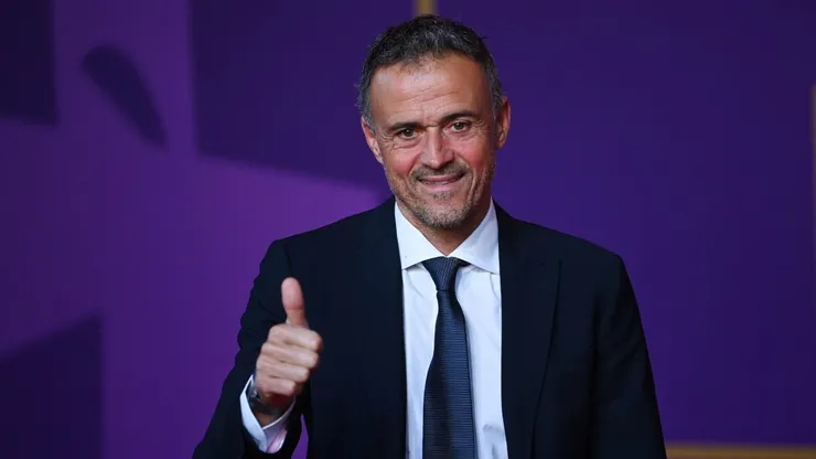 El ex DT del Barcelona, pone primera en París.