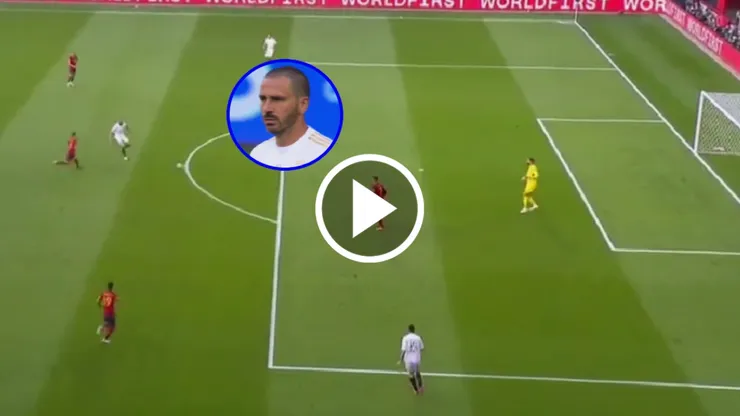 Bonucci estuvo lento y Pino se lo comió para marcar el primero de España.