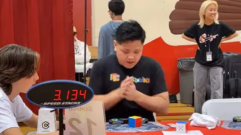 RÉCORD MUNDIAL: Resolvió el Cubo Rubik en solo 3 SEGUNDOS