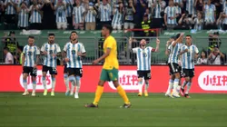 Argentina lució los nombres de sus jugadores en chino en las camisetas que utilizó vs. Australia en Beijing. Getty Images.