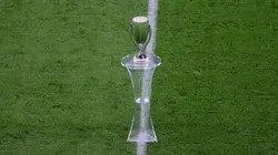 La Supercopa de Europa tiene a sus contendientes al trofeo.