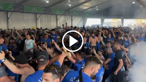 Los hinchas del Inter cantando su versión de "Muchachos".