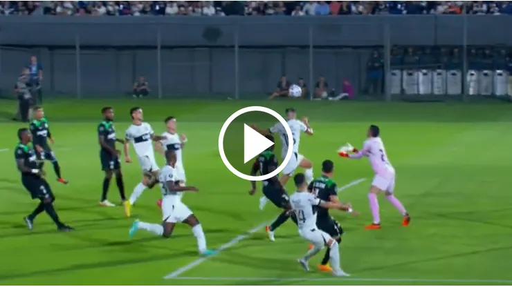 VIDEO | Se durmió el arquero de Atlético Nacional y Olimpia abrió la goleada