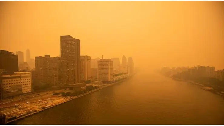 Nueva York quedó cubierta de humo.