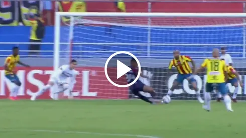 VIDEO | ¡Lo erró sin arquero! El falló inexplicable de Monagas en Libertadores