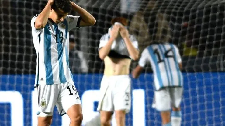 Nico Paz envió fuerzas para sus compañeros de la Selección Argentina. Foto: Cristian Álvarez.