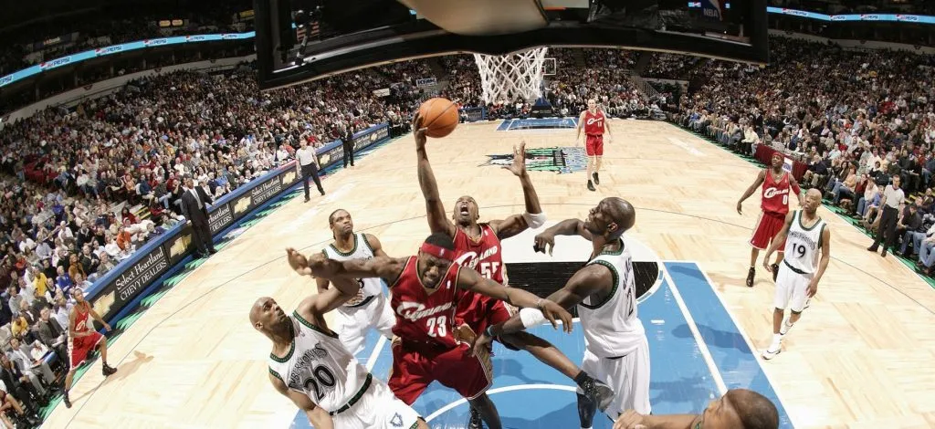 Trent padre y LeBron, en sus tiempos de los Cavaliers (Twitter)