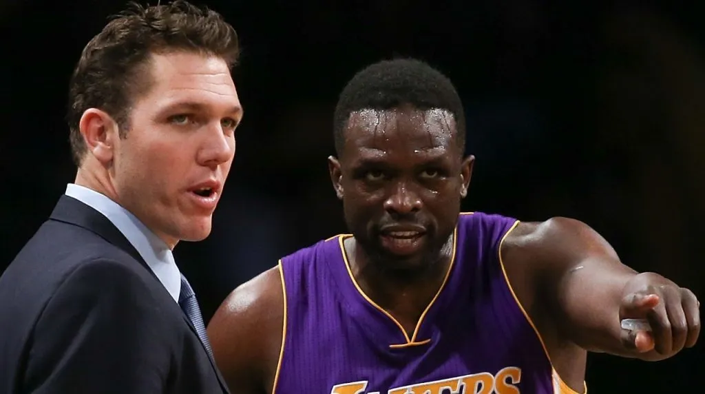 Luke Walton y Luol Deng (Foto: Getty Images)