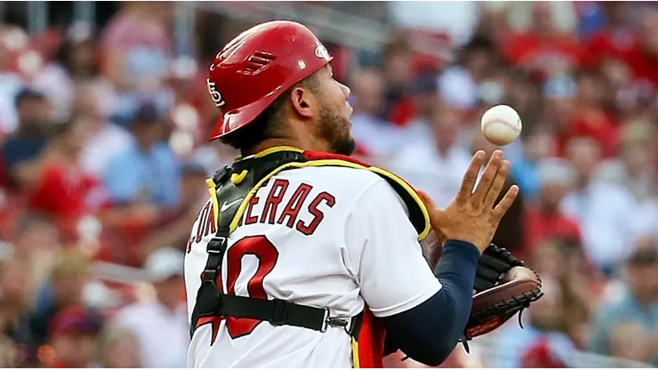 Willson Contreras con St. Louis Cardinals en la MLB.