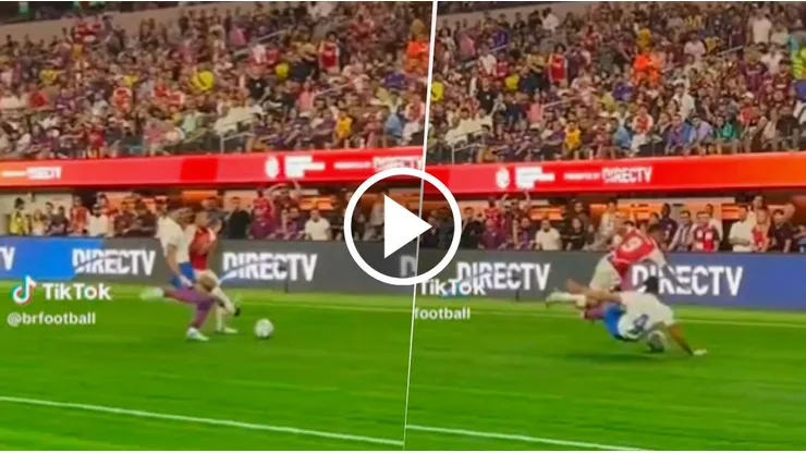 Ronald Araújo barrió a Gabriel Jesús en el amistoso que el Barcelona y el Arsenal jugaron en los Estados Unidos.