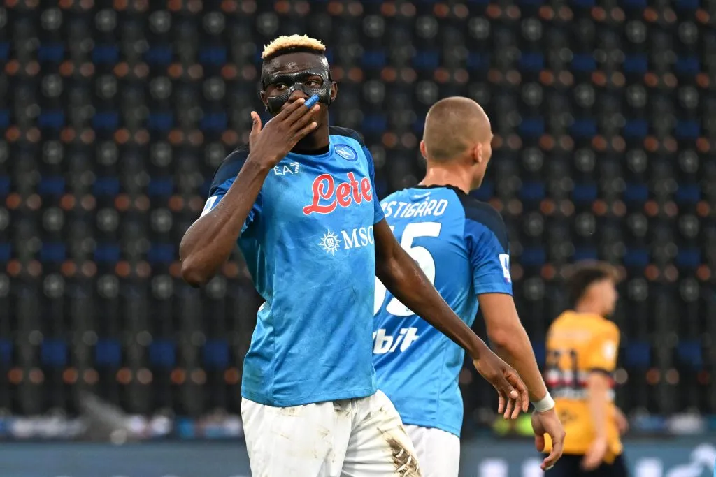 Víctor Osimhen tiene contrato con el Napoli hasta junio del 2025. Getty Images.