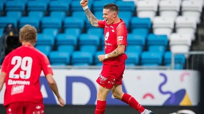 Taylor en su etapa en Tromsø.