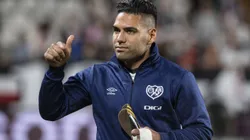 Rayo Vallecano v Elche CF - LaLiga Santander Radamel Falcao of Rayo Vallecano getting into the field during a match between Rayo Vallecano v Elche CF as part of LaLiga in Madrid, Spain, on October 3, 2022. Madrid Spain PUBLICATIONxNOTxINxFRA Copyright: xAlvaroxMedrandax originalFilename:medranda-rayovall221003_npF8c.jpg