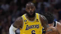 LeBron James con Lakers en la NBA.