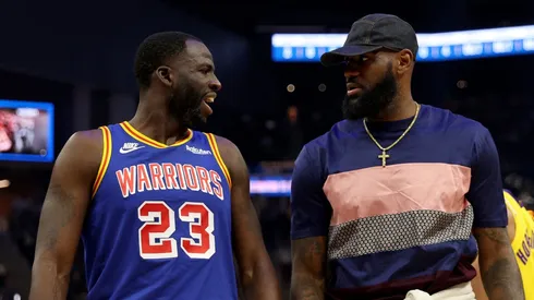 Draymond Green y LeBron James.