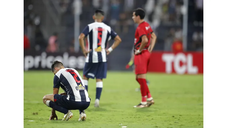 LIMA, PERU - APRIL 04: Santiago Garcia of Alianza Lima reacts after a Copa CONMEBOL Libertadores group G match between Alianza Lima and Athletico Paranaense at Estadio Alejandro Villanueva on April 4, 2023 in Lima, Peru. (Photo by Daniel Apuy/Getty Images)