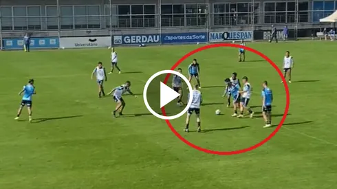 Golazo de Suárez en un entrenamiento mientras negocia con Inter Miami