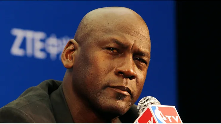 Michael Jordan vendió a Charlotte Hornets en la NBA.