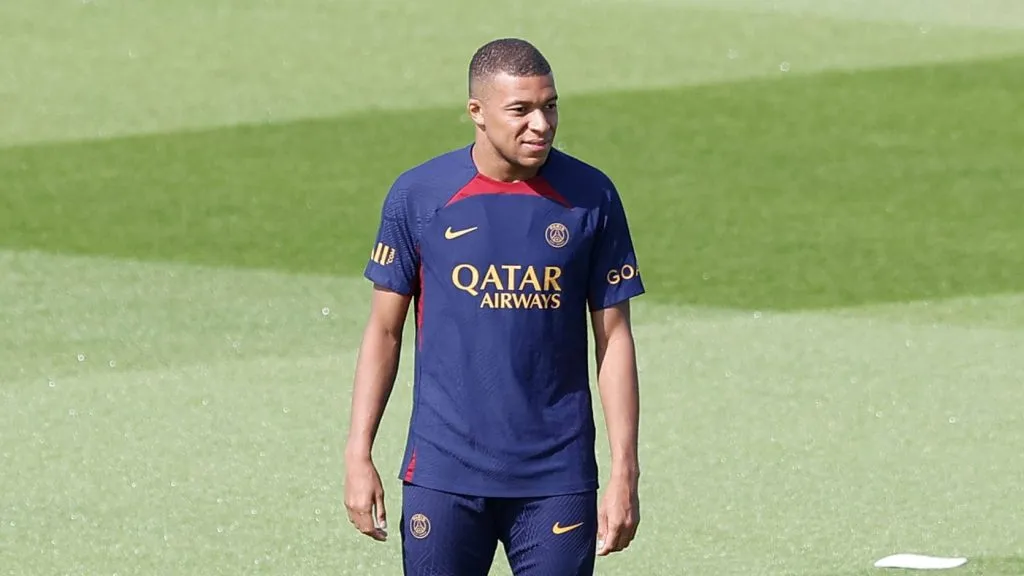 Kylian Mbappé prefiere quedarse sin jugar que irse a Arabia.