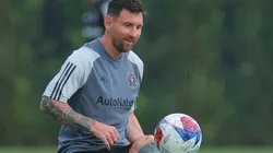 La 'Pulga' iniciará desde el banco de suplentes, al igual que Sergio Busquets.