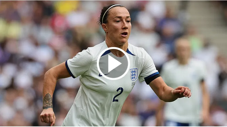 Luzy Bronze, una de las figuras que posee la Selección Inglaterra Femenina.