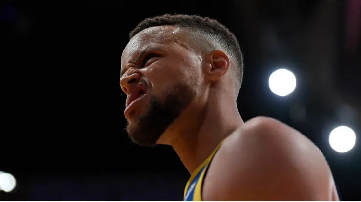 Stephen Curry vs. Los Angeles Lakers.