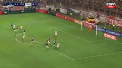 Gol de Orejas Flores y la "U" sueña.