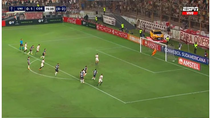 Gol de Orejas Flores y la "U" sueña.