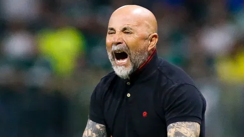 Según la prensa brasileña, las declaraciones de Vidal molestaron tanto a jugadores como cuerpo técnico.