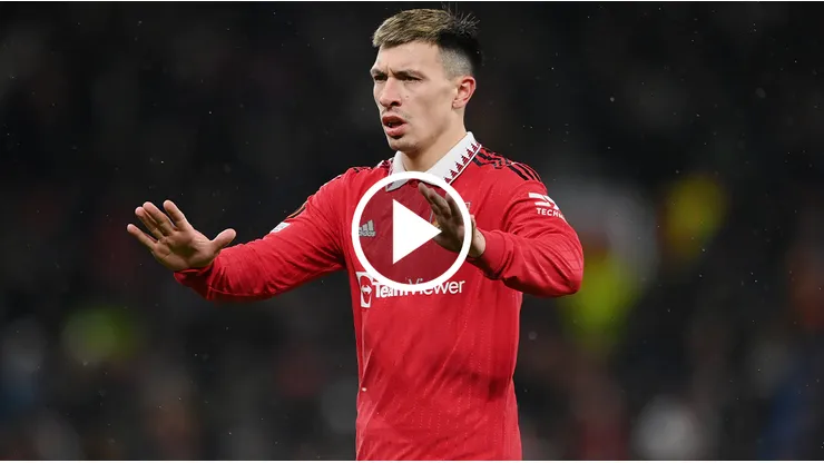 Lisandro Martínez suma minutos en el Manchester United.