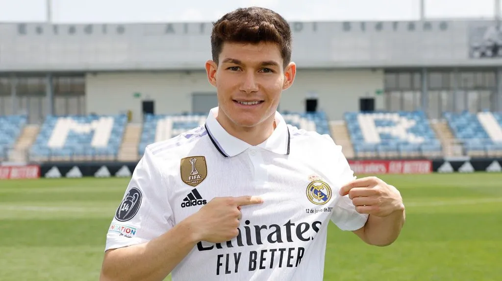 Fran García regresó al Real Madrid y se quedaría con la titularidad en el lateral izquierdo.