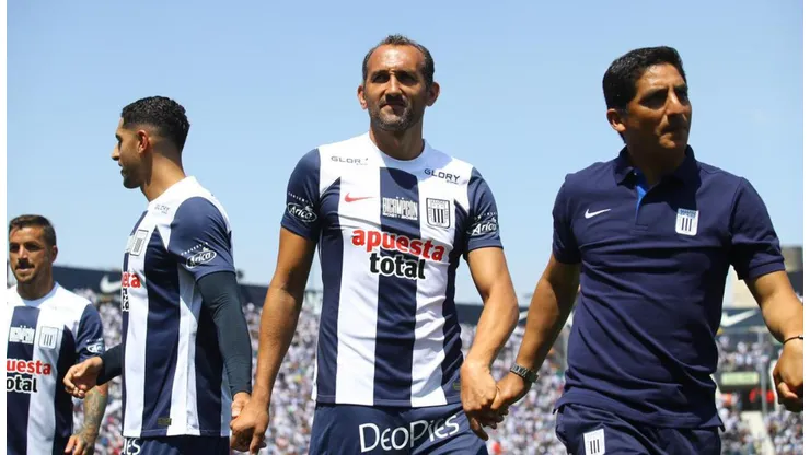 Hernán Barcos analizó la previa del clásico y dejó mensaje sobre Chicho Salas