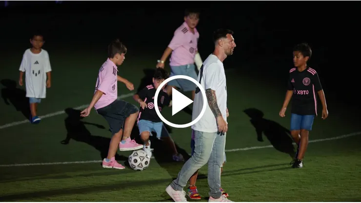 Thiago Messi le metió un caño a Lionel Messi en pleno estadio del Inter Miami. Getty Images