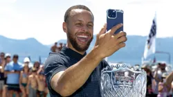 Stephen Curry, estrella de Warriors y de la NBA.