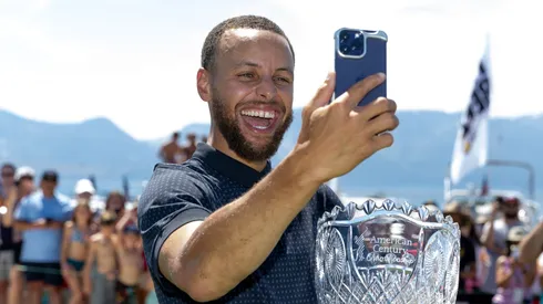 Stephen Curry, estrella de Warriors y de la NBA.
