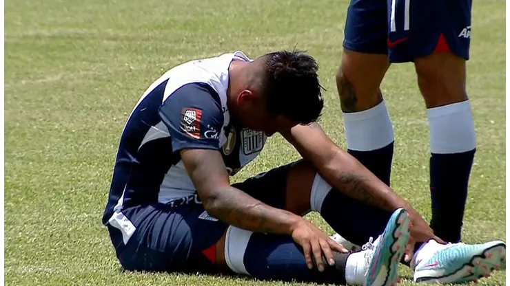 Se lesiona estrella de Alianza Lima.