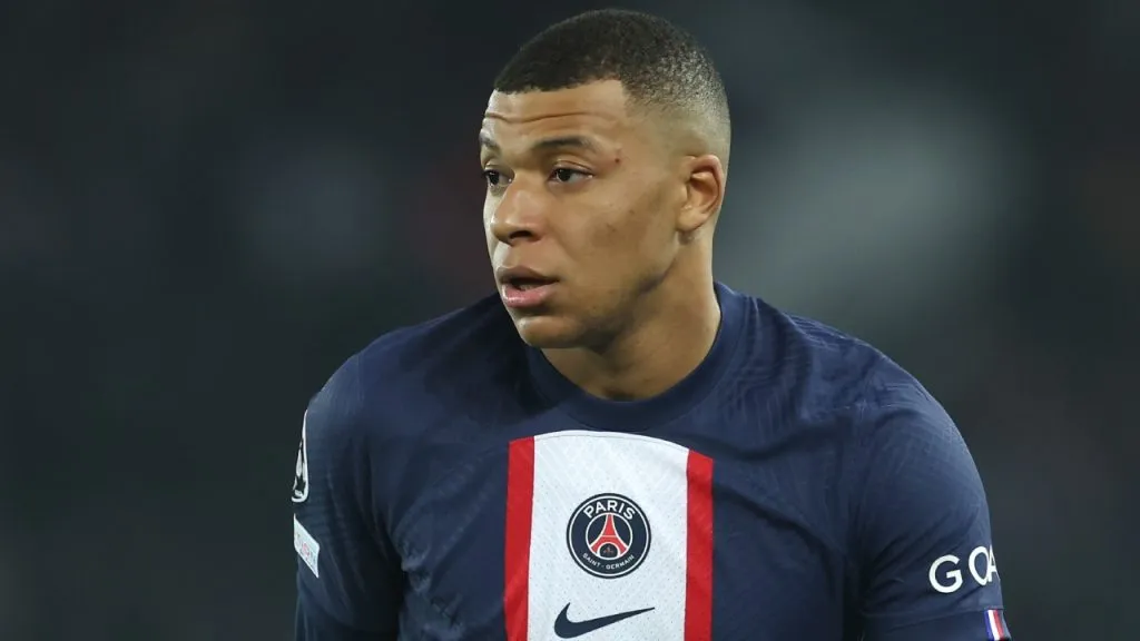 Kylian Mbappé sorprendió con un comentario en redes.