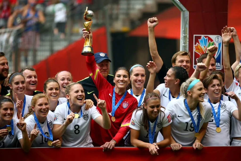 VANCOUVER, BC – JULY 05: Goalkeeper Hope Solo #1 of the United States of America holds the World Cup Trophy after their 5-2 win over Japan in the FIFA Women’s World Cup Canada 2015 Final at BC Place Stadium on July 5, 2015 in Vancouver, Canada. (Photo by Ronald Martinez/Getty Images)