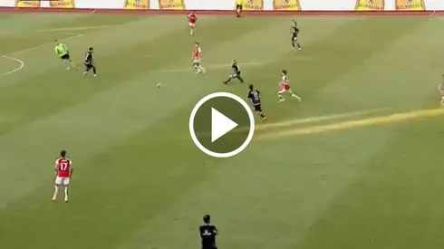 El gol en propio arco de Jorginho rápidamente se viralizó en redes sociales.