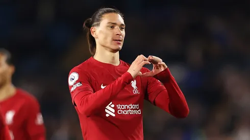 Liverpool mima a Darwin Núñez con un emblemático dorsal