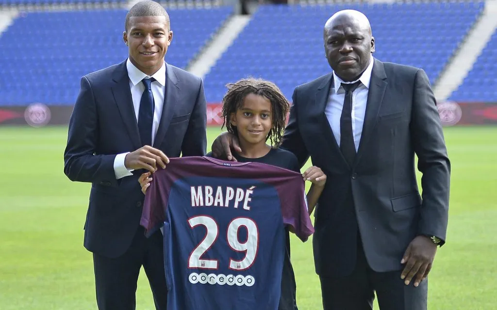 Ethan Mbappe cuando Kylian llegó al PSG procedente de Mónaco. Getty Images.