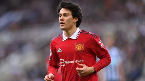 Facundo Pellistri, con un pie afuera de Manchester United.