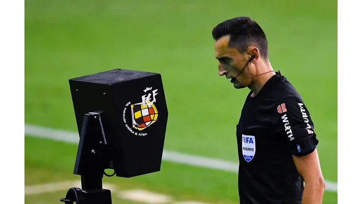 Arbitraje en LaLiga.